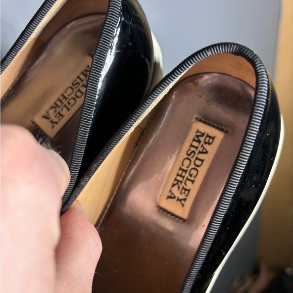 Badgley Mischka Barre Patent Leather Sneakers Size 7.5 - Picture 5 of 6